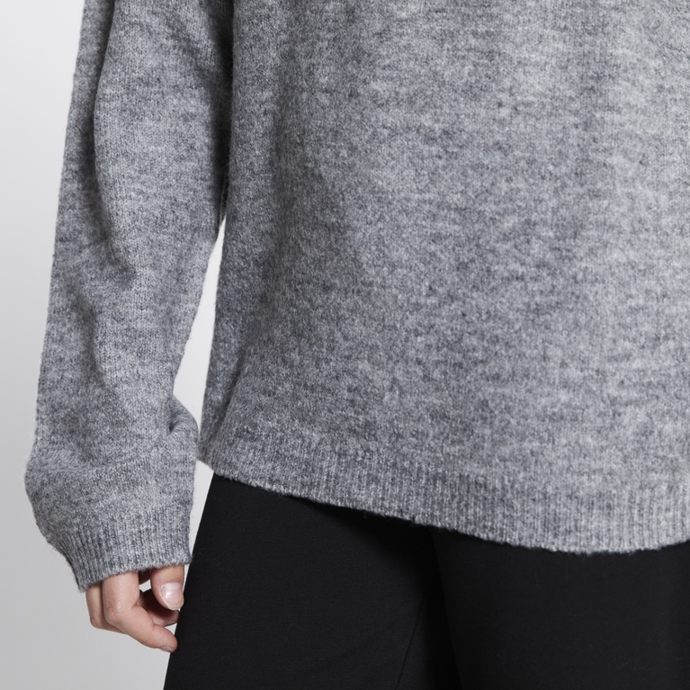 Basic knit sweater "Signe star" Grey Melange